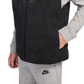 Giacca Smanicata Ragazzo Nike Sportswear Tech Woven Nero | NonSoloSport