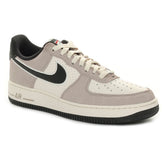Sneakers Uomo Nike Air Force 1 '07 LV8 Grigio Beige | NonSoloSport