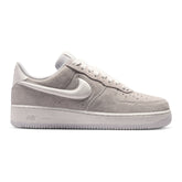 Sneakers Uomo Nike Air Force 1 '07 LV8 Grigio Beige | NonSoloSport
