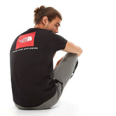 The North Face T-Shirt Red Box Back Uomo Nero Rosso | NonSoloSport